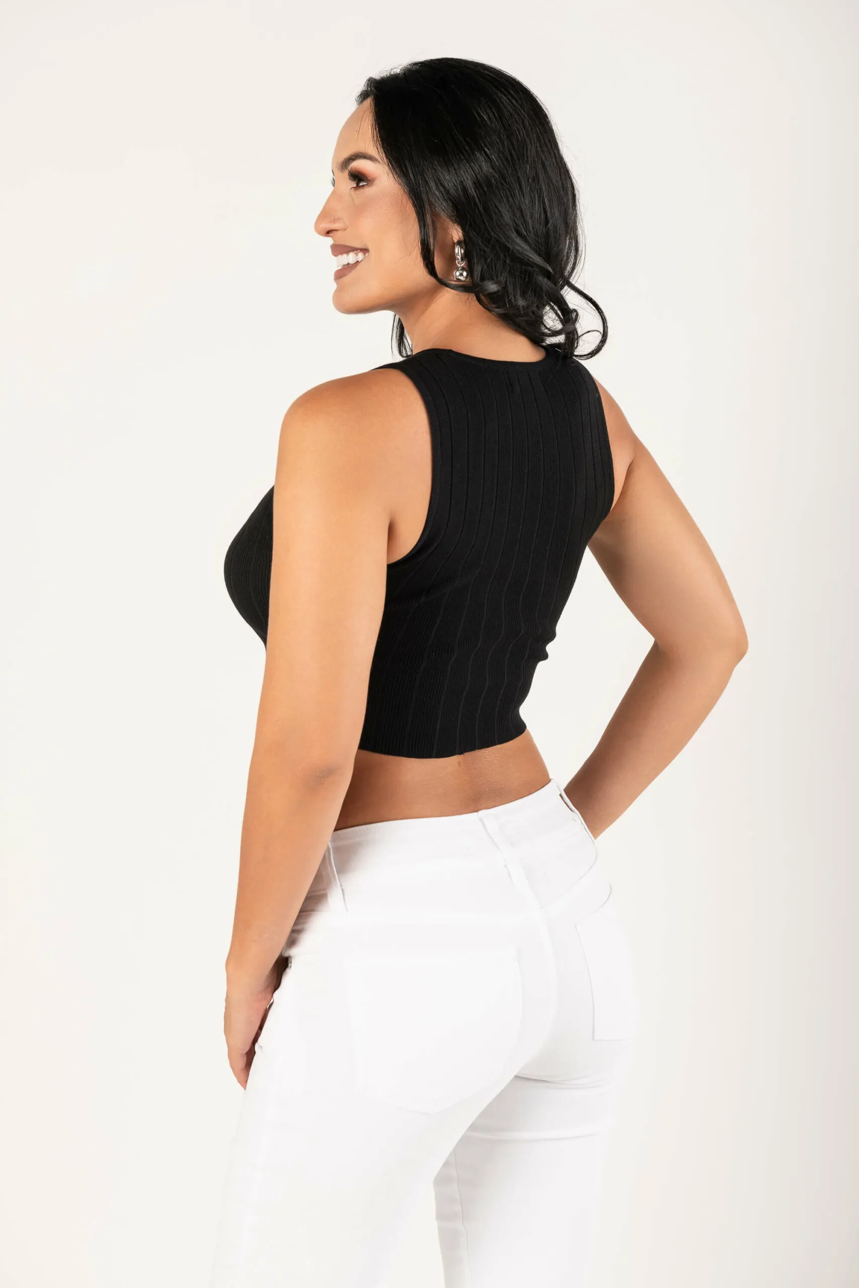 Blusa crop cuello redondo