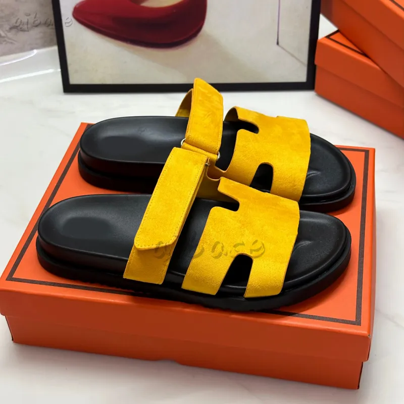 Diseñador de verano playa diapositivas sandalias de cuero de lujo hombre mujer zapatillas de cuero de gamuza zapatillas naturale